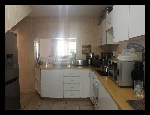 3 BEDROOM DUPLEX FOR SALE IN MEER EN SEE